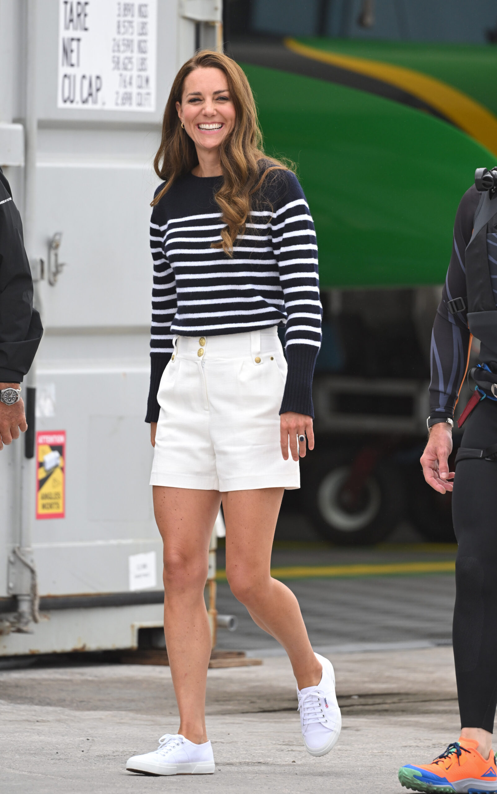 The Duchess Of Cambridge Joins The 1851 Trust And The Great Britain SailGP Team In Plymouth PLYMOUTH, ENGLAND - JULY 31: Catherine, Duchess of Cambridge during her visit to the 1851 Trust and the Great Britain SailGP Team on July 31, 2022 in Plymouth, England. During the visit, the Duchess of Cambridge took part in activities educating young people about sustainability. (Photo by Karwai Tang/WireImage)